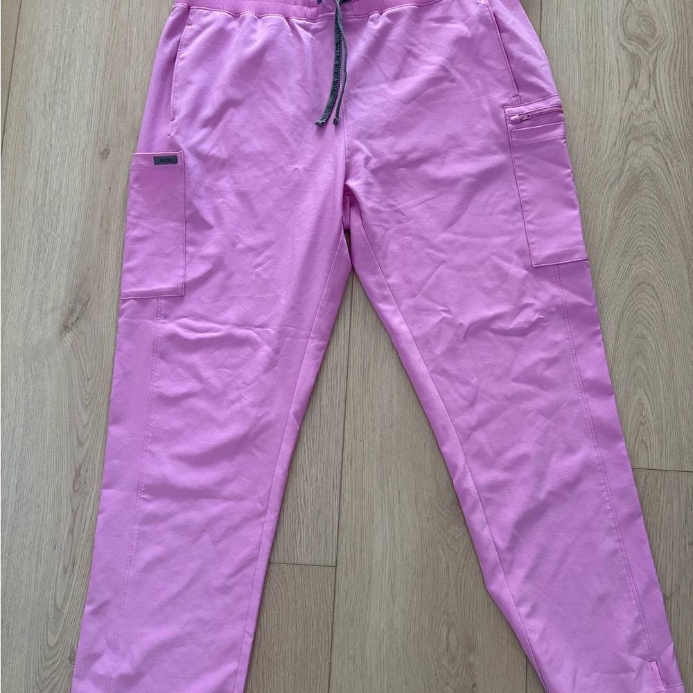 Pink Scrub Set - Picture 6 of 7